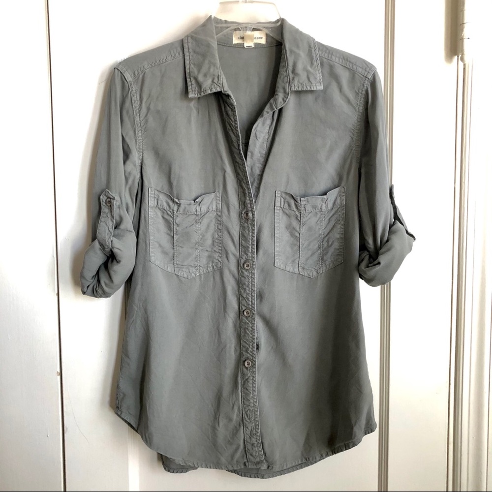 Cloth & Stone Green Button Down